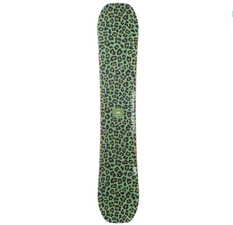 LINE Lateral Snowboard