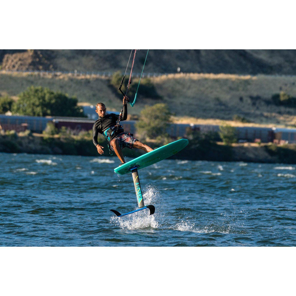 Airush Core Foil V2 Kit + Hi Lift and 1050cm2 Carving Wings